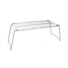 Foldbar grill til bål med krombelagt ståloverflade.